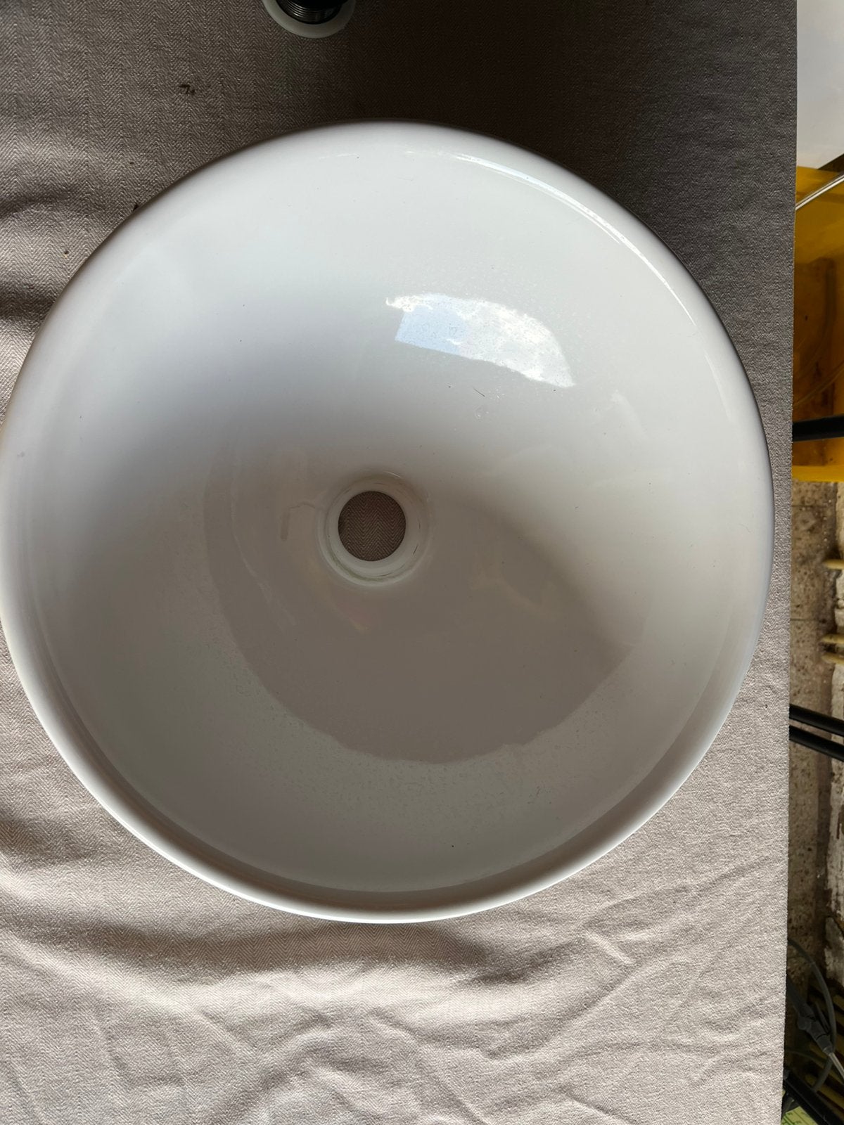 Vasque ronde et bonde pour salle de bain, Lavabo ou Évier, Moins de 25 cm, Moins de 100 cm, Comme neuf