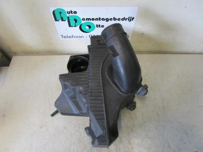 Boîtier filtre à air d'un Renault Clio (Clio 3 06-), Renault, -, 3 mois de garantie, Utilisé