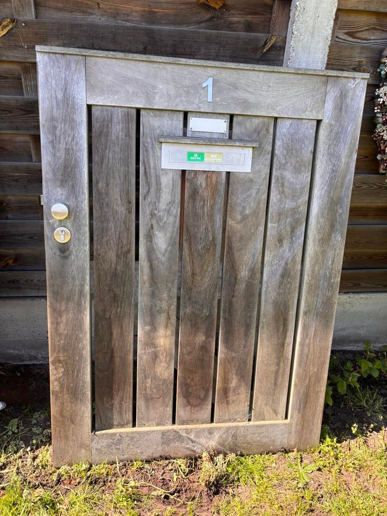 Tuinpoortje, Ophalen, Zo goed als nieuw