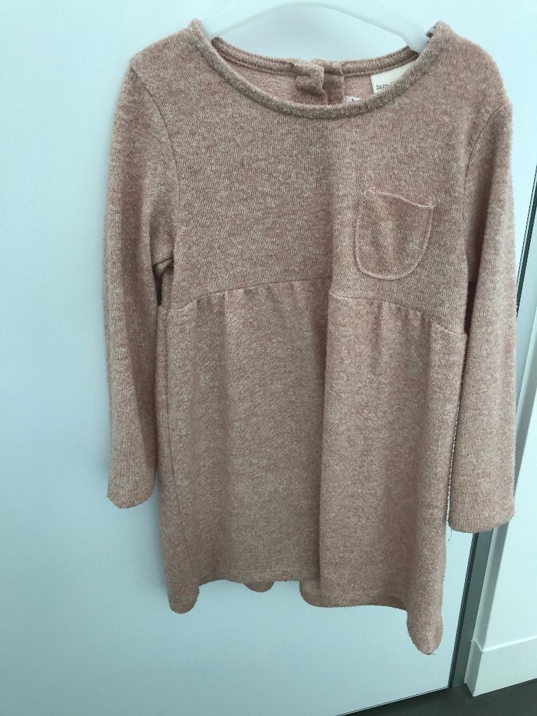 Robe d'hiver rose douce taille 104, Enfants & Bébés, Vêtements enfant | Taille 104, Robe ou Jupe, Enlèvement ou Envoi, Comme neuf