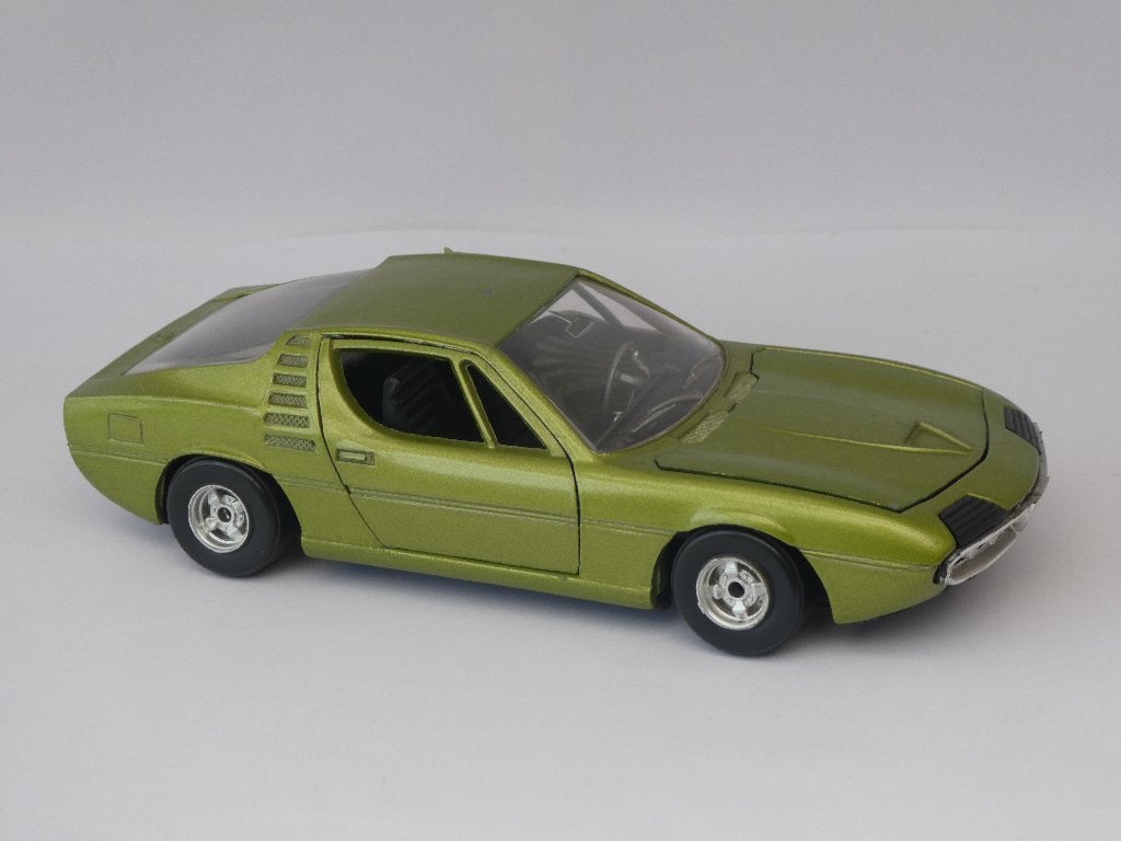 Alfa Romeo Montreal van Polistil 1/25, Ophalen, Auto, Overige merken