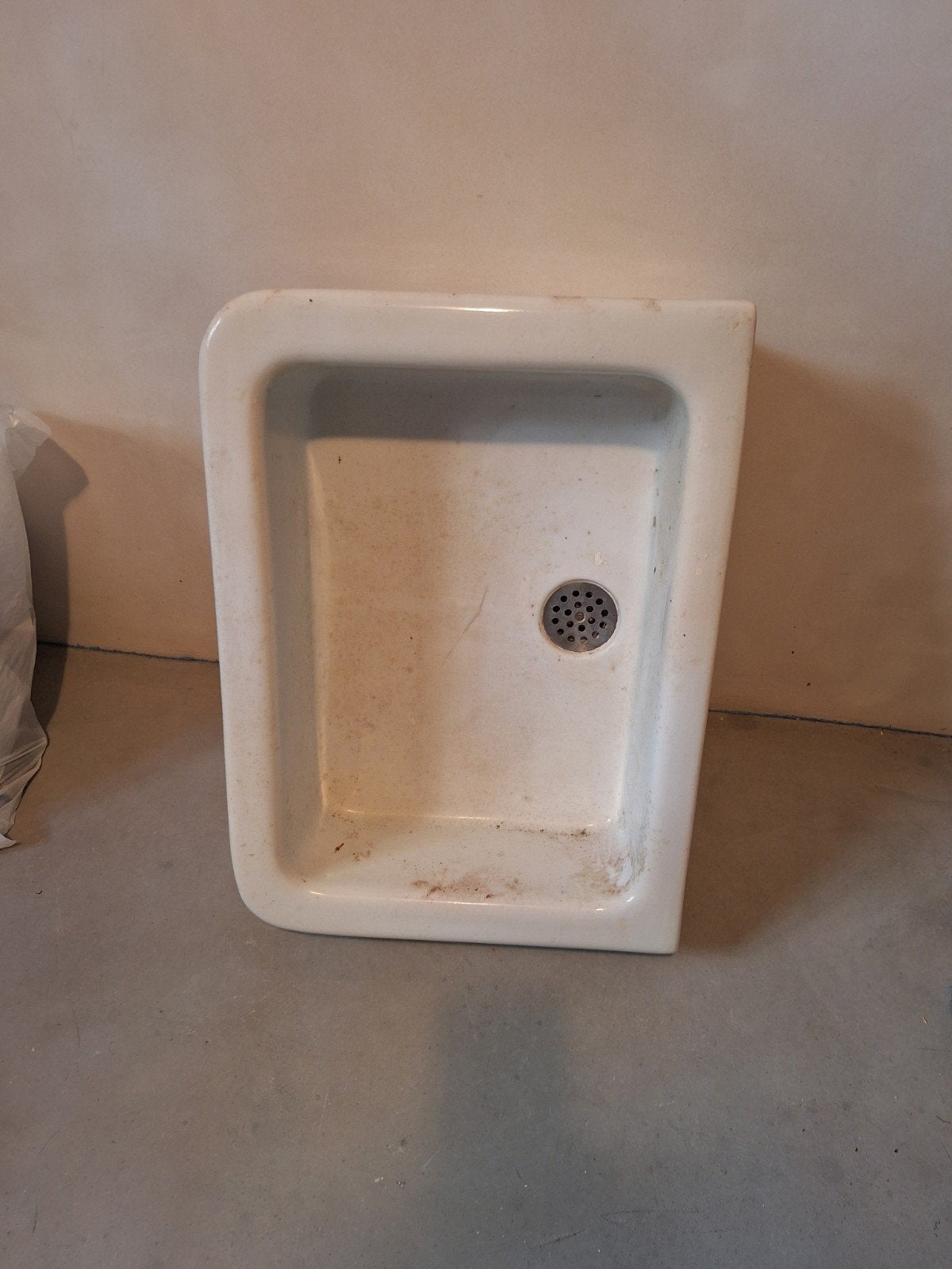 Lavabo ancien émaillé, Maison & Meubles, 25 à 50 cm, Moins de 100 cm, Enlèvement, Utilisé
