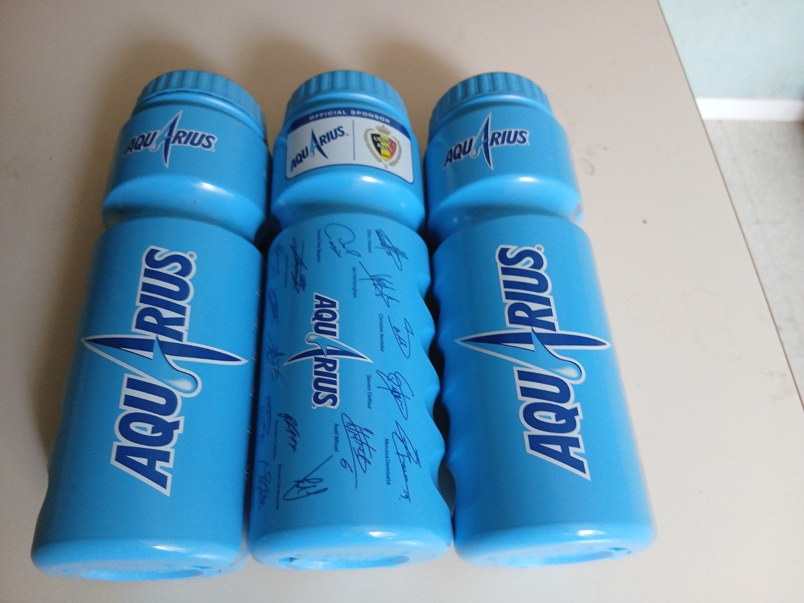 3 bidons aquarius, Ophalen of Verzenden