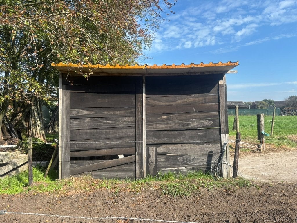 Paarden stalletje, Mise à l'étable, 2 ou 3 chevaux ou poneys