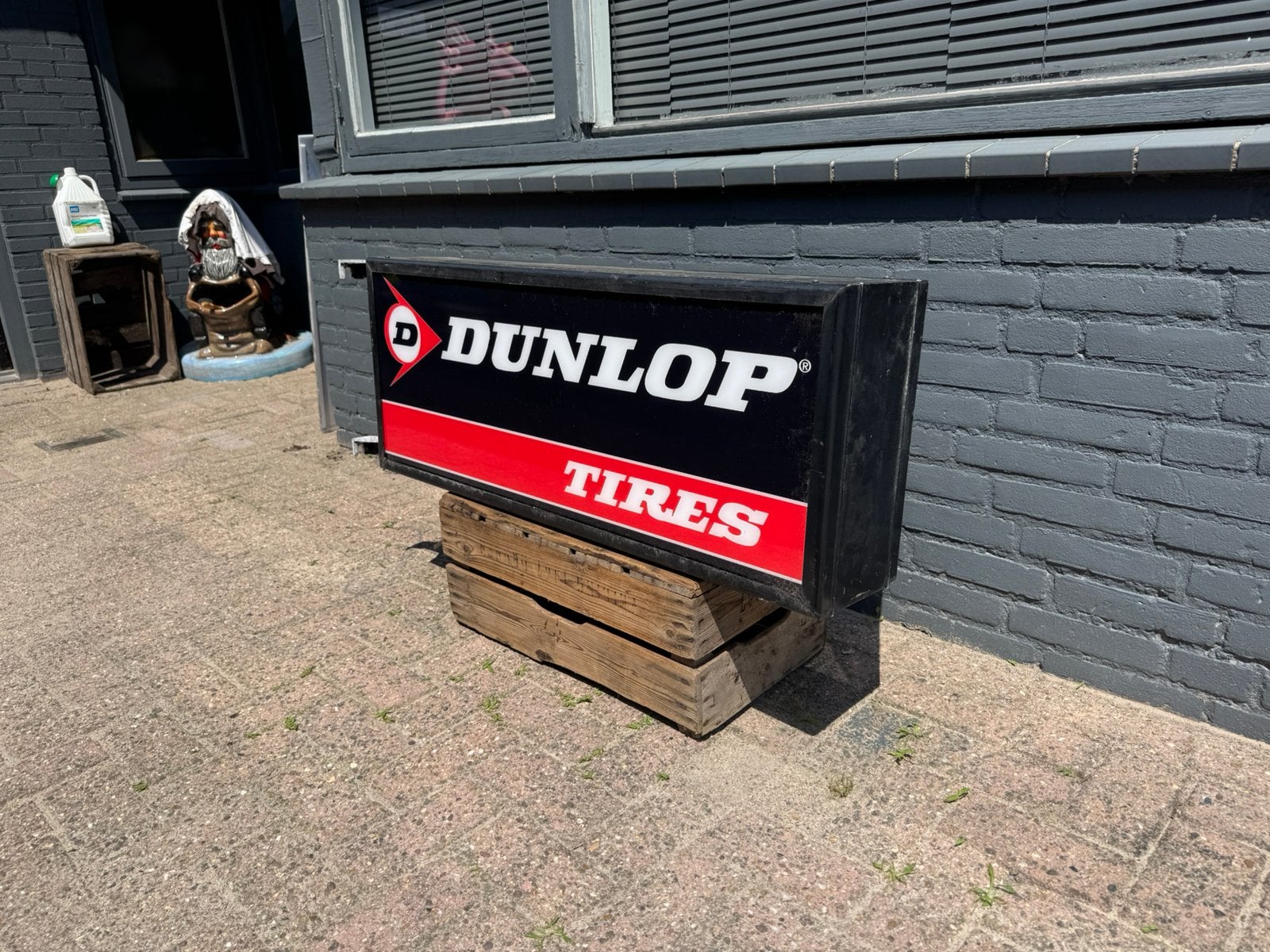 Boîte à lumière publicitaire pour pneus DUNLOP, Enlèvement, Utilisé, Table lumineuse ou lampe (néon)