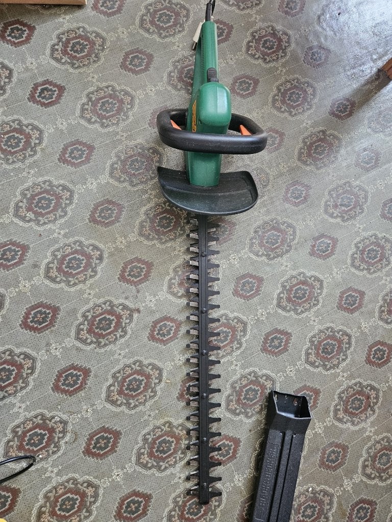 Taille haie Blac&Decker, Jardin & Terrasse, Enlèvement, Comme neuf, Électrique, Black&Decker