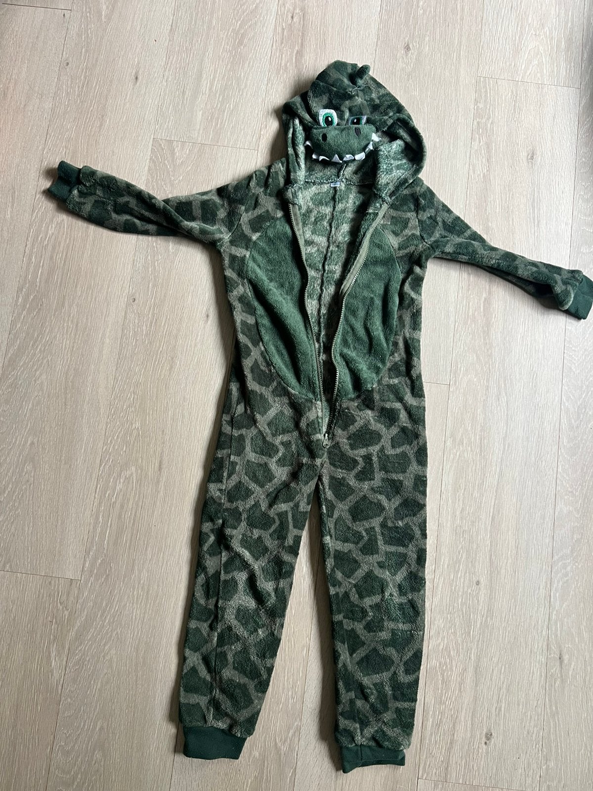 JumpsuitVerkleedkledij panter, maat 110-116, Vêtements | Femmes, Combinaisons, Enlèvement, Comme neuf