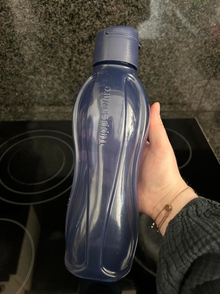 Tupperware drinkfles, Enlèvement, Utilisé