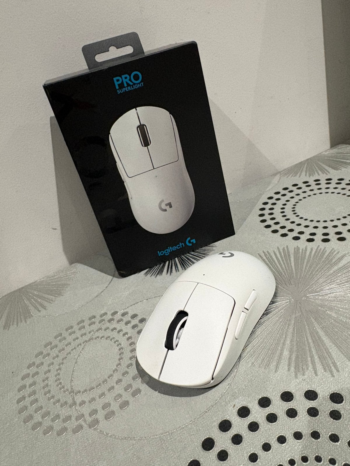Gaming muis logitech superlight, Informatique & Logiciels, Enlèvement ou Envoi, Comme neuf, Souris, Souris de gaming