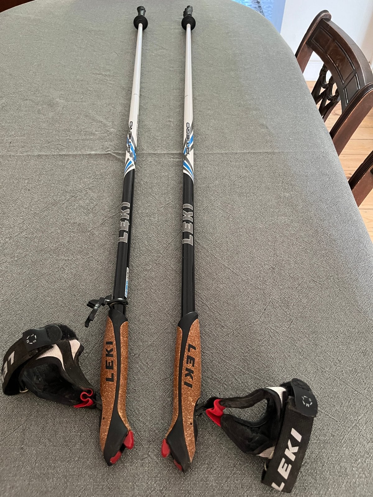 Bâtons de marche nordique Leki carbone 110cm, Enlèvement, Utilisé