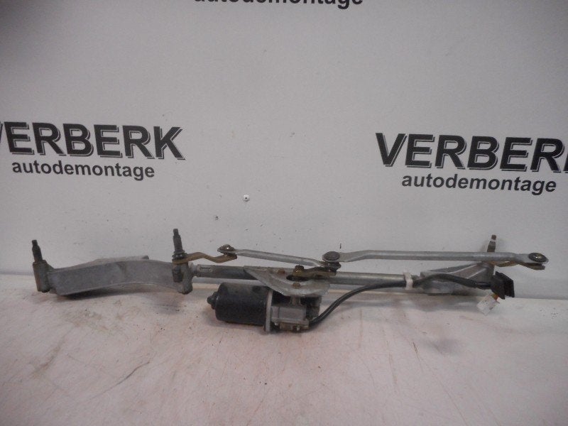 MOTEUR + TRINGLERIE ESSUIE GLACE AVANT C (W203), Mercedes-Benz, Utilisé, Dialog.mb@mercedes-benz.com, Mercedes-Benz AG