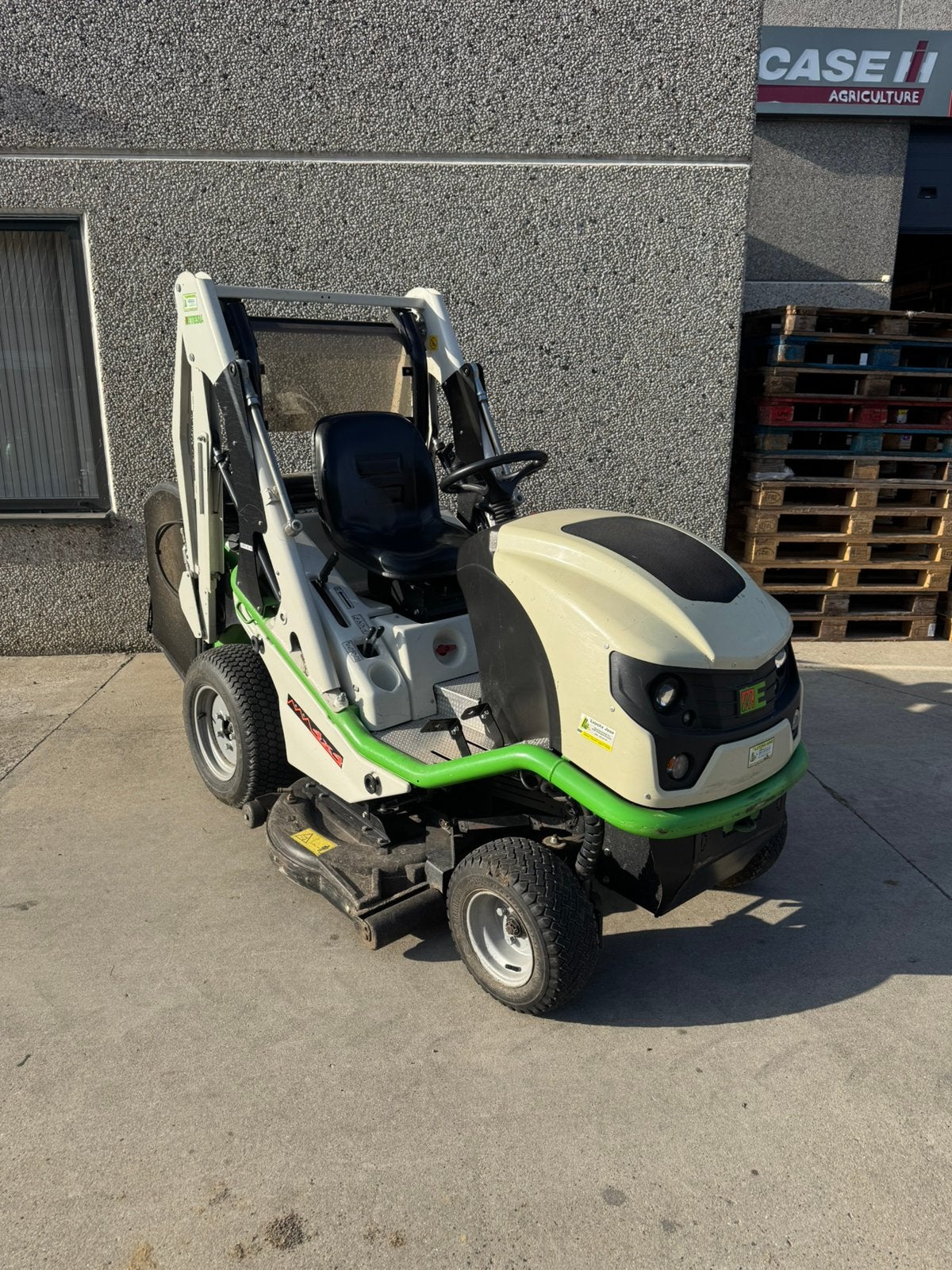 Zitmaaier etesia HVHPX 4x4, Tuin en Terras, Ophalen, Zo goed als nieuw, Opvangbak