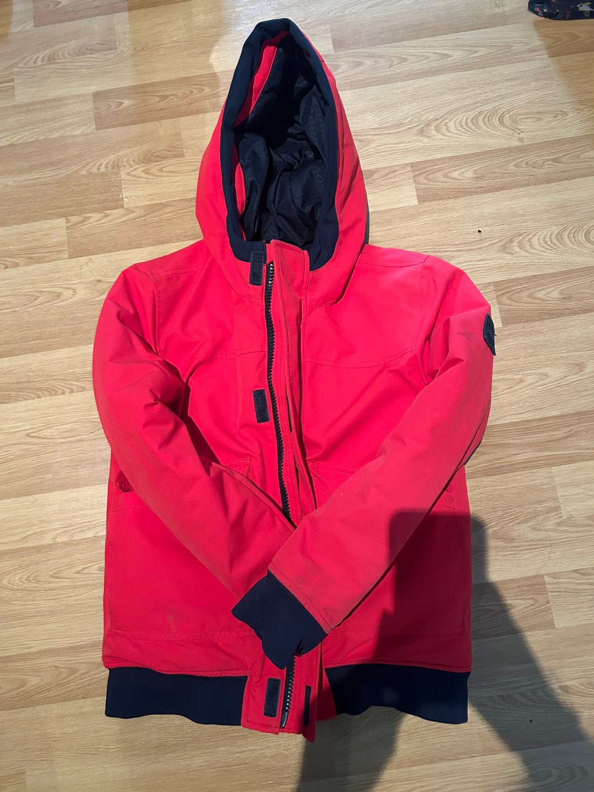 Winterjas Boss 12 jaar XS, Kleding | Dames, Ophalen of Verzenden, Zo goed als nieuw