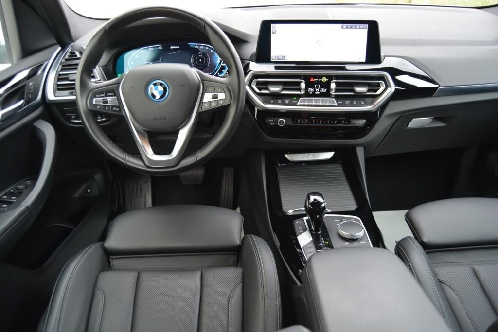 BMW X3 xDrive30e PHEV 292Pk Facelift Navi/Trekhaak/Mod:2023, Auto's, Automaat, 4 cilinders, 2000 kg, Wit