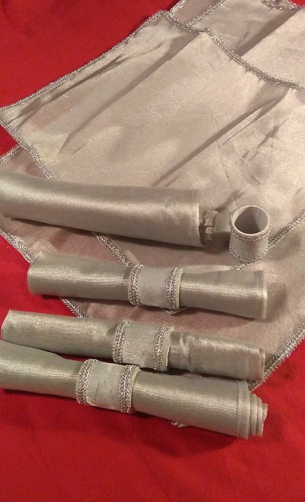 stoffen servetten en placemats met servetring NIEUW, Huis en Inrichting, Ophalen of Verzenden, Nieuw, Placemat