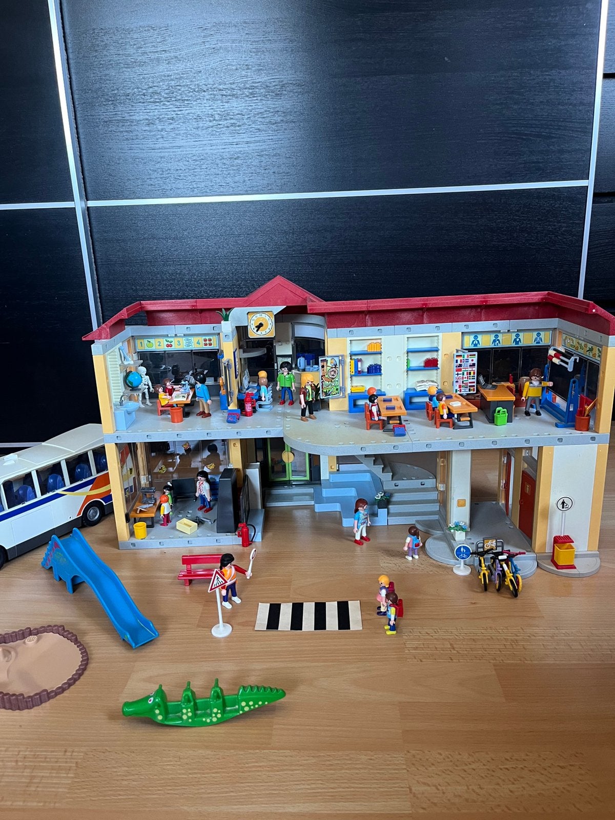 Playmobil school + schoolbus, Kinderen en Baby's, Speelgoed | Playmobil, Ophalen, Gebruikt