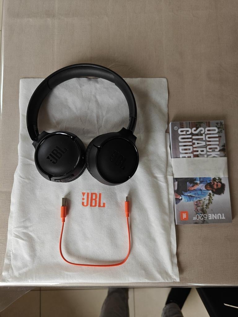 JBL tune 520bt, Ophalen of Verzenden, JBL