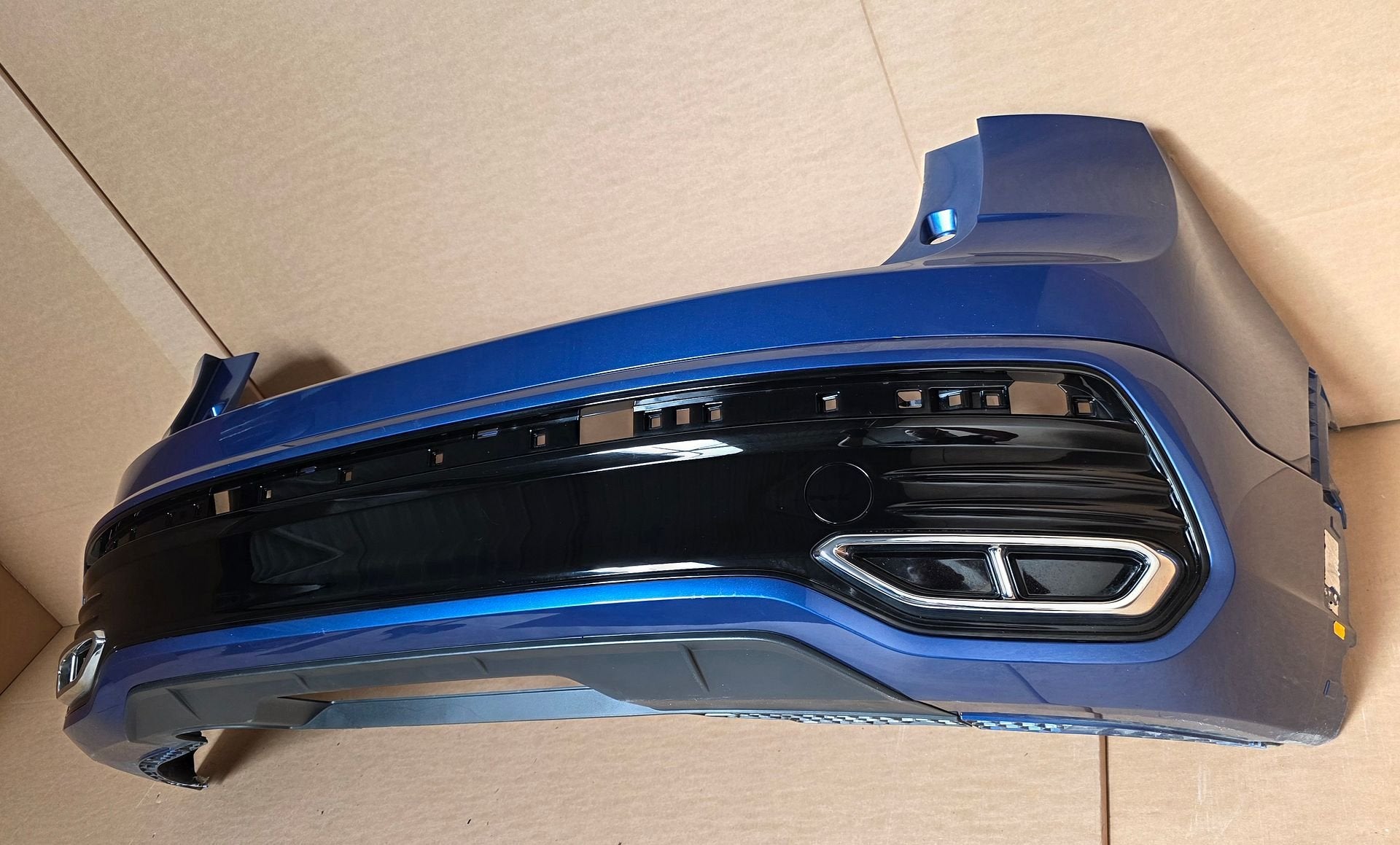 Achterbumper Volkswagen Taigo R-line Bumper 2G7807521E RLINE, Volkswagen, -, Origine de la pièce connue, Utilisé