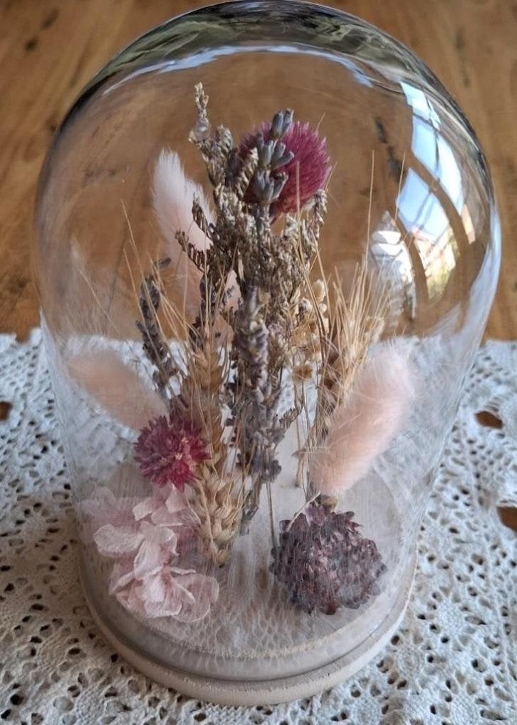 Klein stolpje met droogbloemen, Huis en Inrichting, Woonaccessoires | Overige, Ophalen of Verzenden, -, -, -