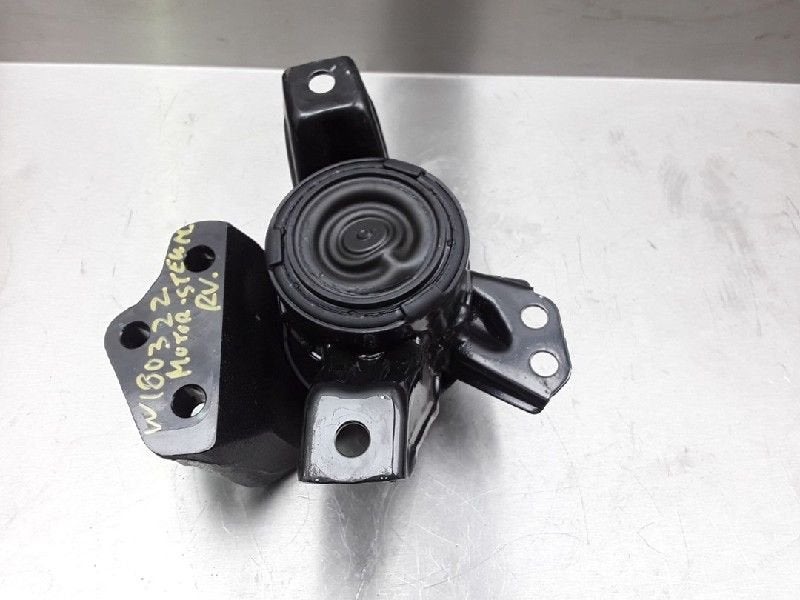MONTAGE MOTEUR Hyundai Tucson (TL) (|21810D7000|), Dhr. M. Roggen, Stadsweg 37 37
9917 PV  WIRDUM GR., NL, Hyundai, Utilisé