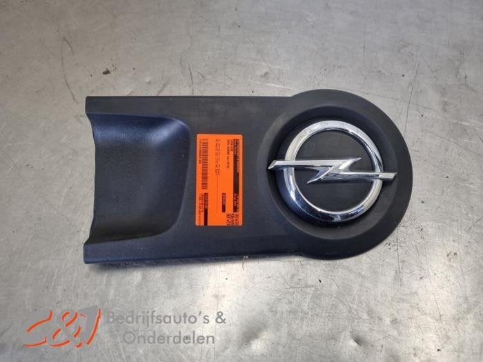 Embleem van een Opel Combo, Gebruikt, -, -, Opel