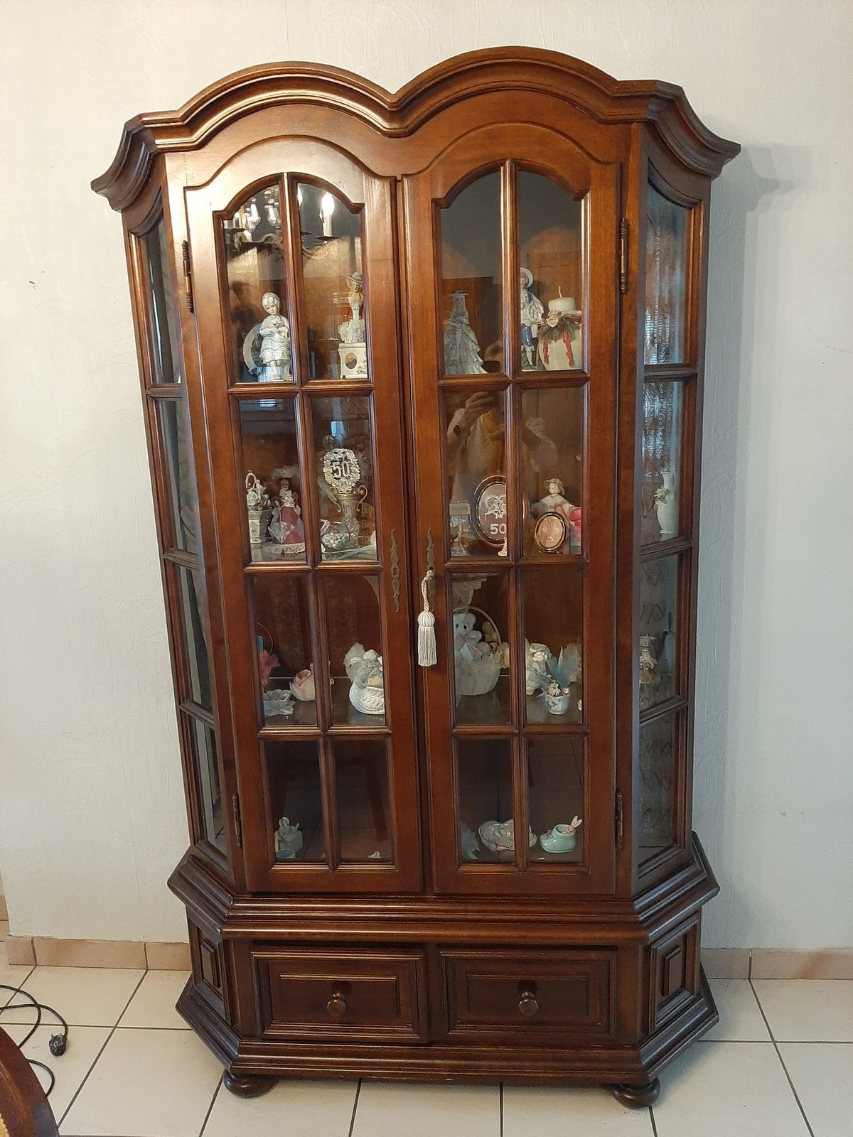 Armoire en bois d'acajou, Maison & Meubles, 25 à 50 cm, 100 à 150 cm, Utilisé, 150 à 200 cm