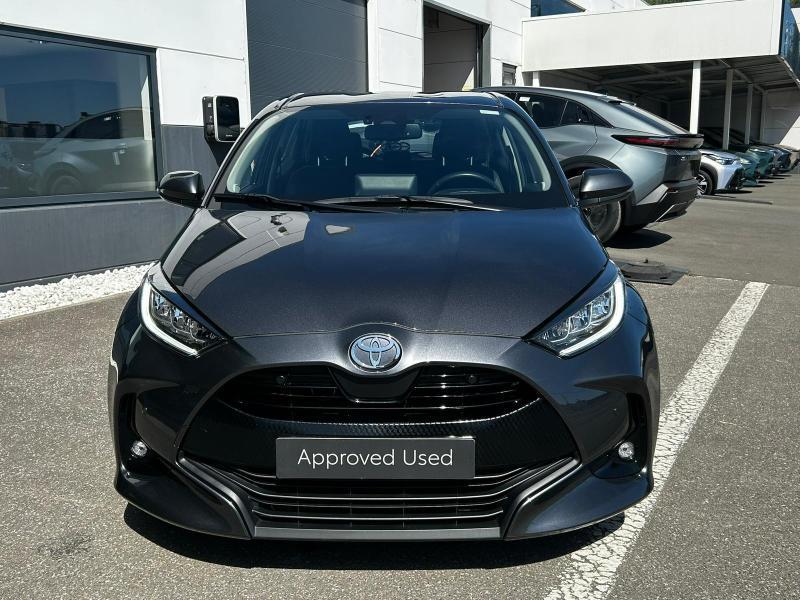 Toyota Yaris Iconic, Argent ou Gris, Achat, Euro 6, 5 portes