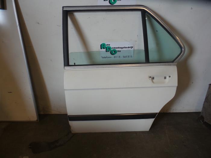 Portière 4portes arrière gauche d'un BMW 5-Serie (5-Serie, -, 3 mois de garantie, Utilisé, Porte