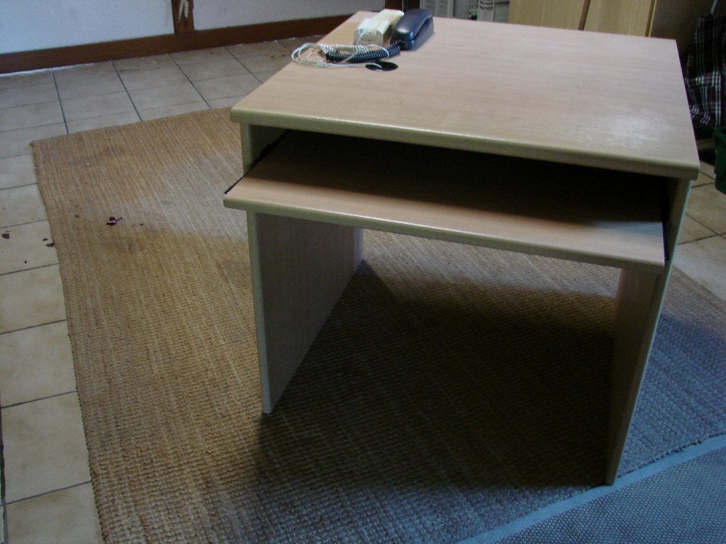 bureautje: compact, Huis en Inrichting, Bureaus, Ophalen, Gebruikt, Hout, Overige merken
