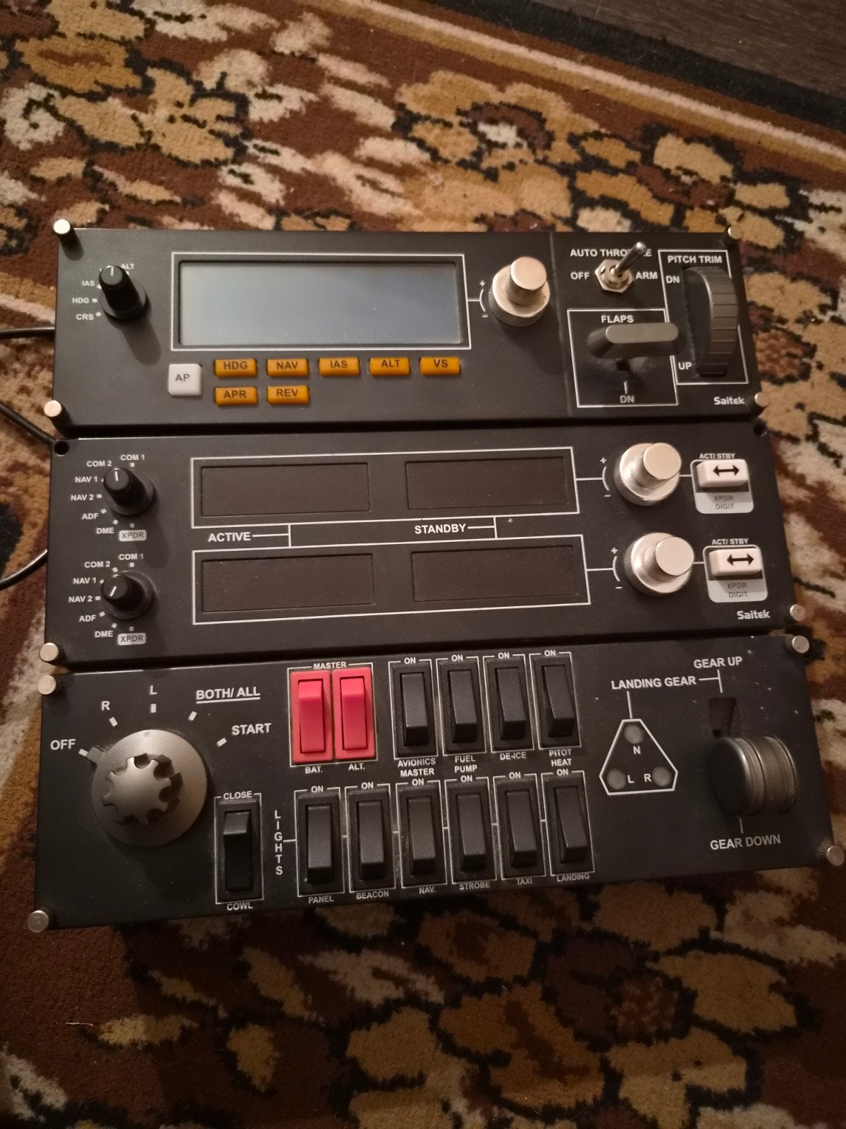 ​Lot Saitek Pro Flight Panels - Multi Panel, Radio Panel & S, Ophalen