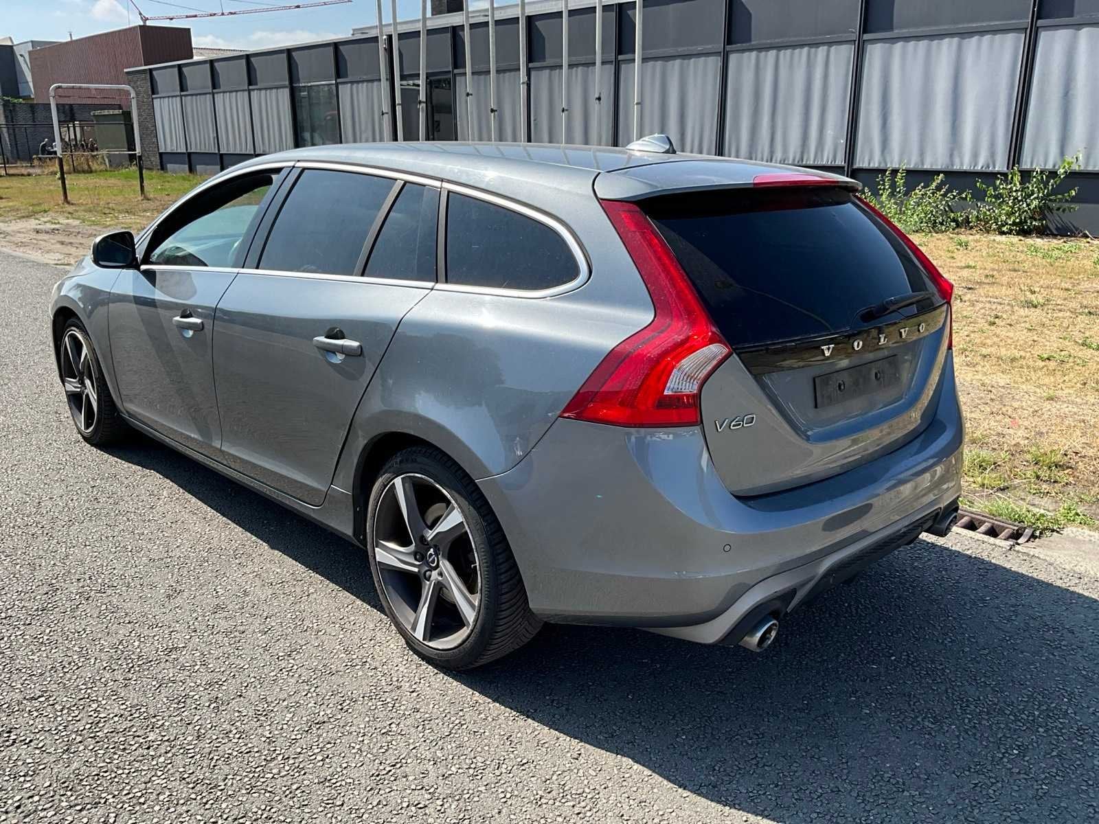 Volvo V60 Voiture de tourisme 2016, Achat, Entreprise, Boîte manuelle, Autre carrosserie