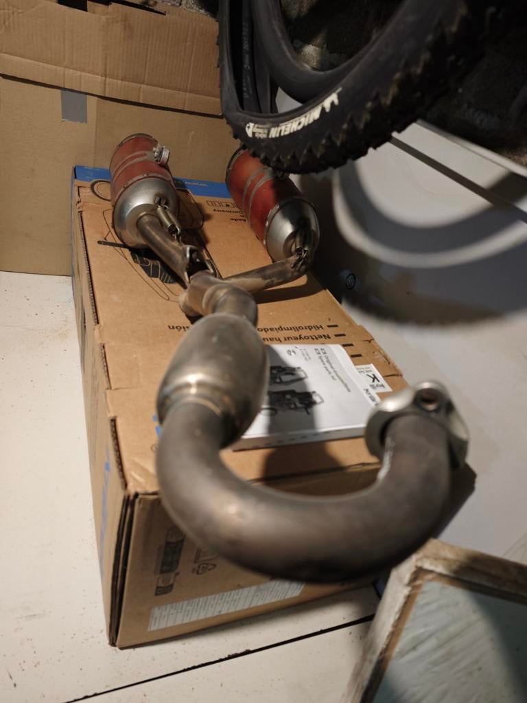 Uitlaat Honda crf 250, Enlèvement