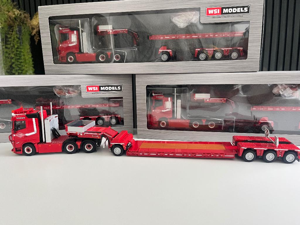 WSI Volvo Fh5 met dieplader/dolly, Ophalen of Verzenden, Nieuw, Bus of Vrachtwagen, Wsi