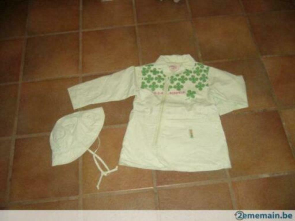 veste chapeau 3 ans compagnie des petits, Enfants & Bébés, Enlèvement, Utilisé, Fille