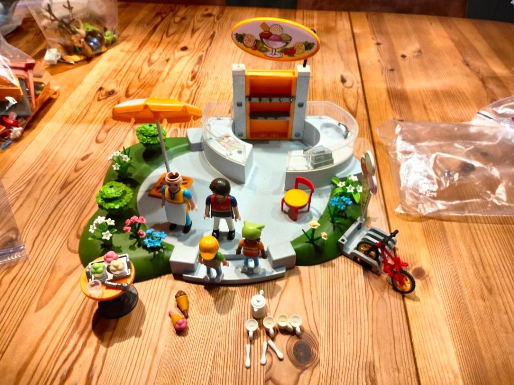 Playmobil City Life 5644 Salon de thé et glacier, Enlèvement, Comme neuf, Playmobil en vrac