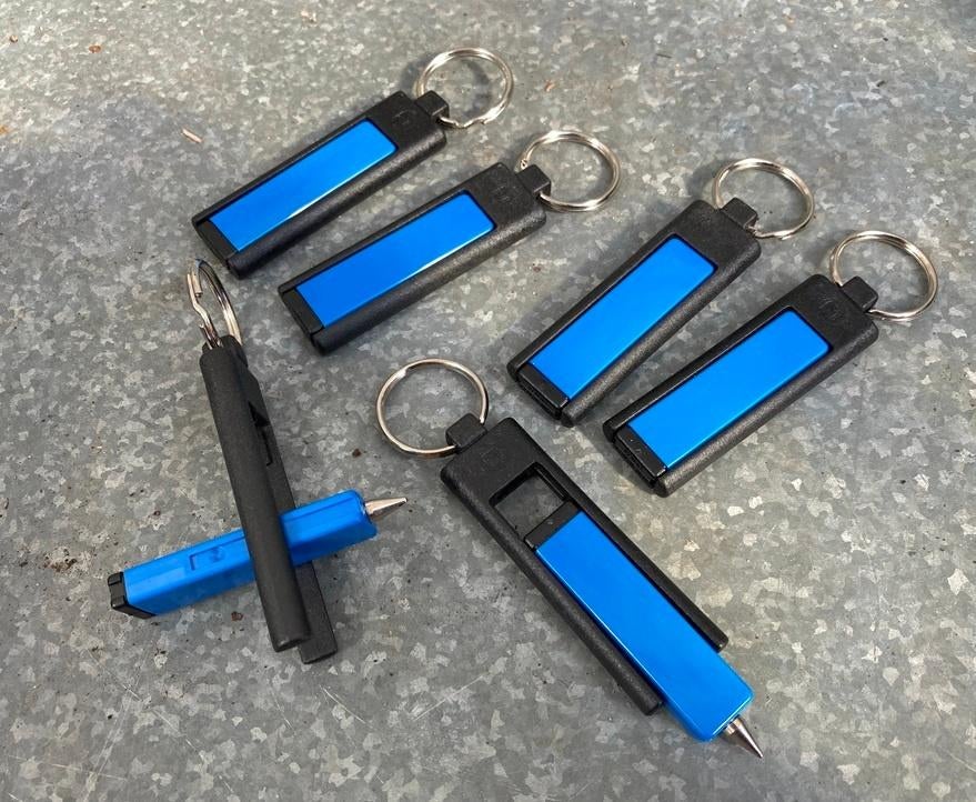 BALPEN SLEUTELHANGER ZWART - BLAUW 10 STUKS NIEUW, Ophalen of Verzenden, Nieuw