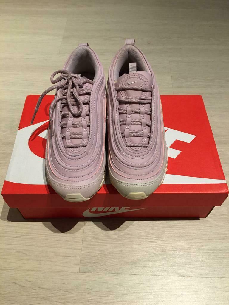 Nike Air Max 97 * Maat 36,5 * 105 € * NIEUW * Levering, Kleding | Dames, Nike, Nieuw, Sneakers, Roze