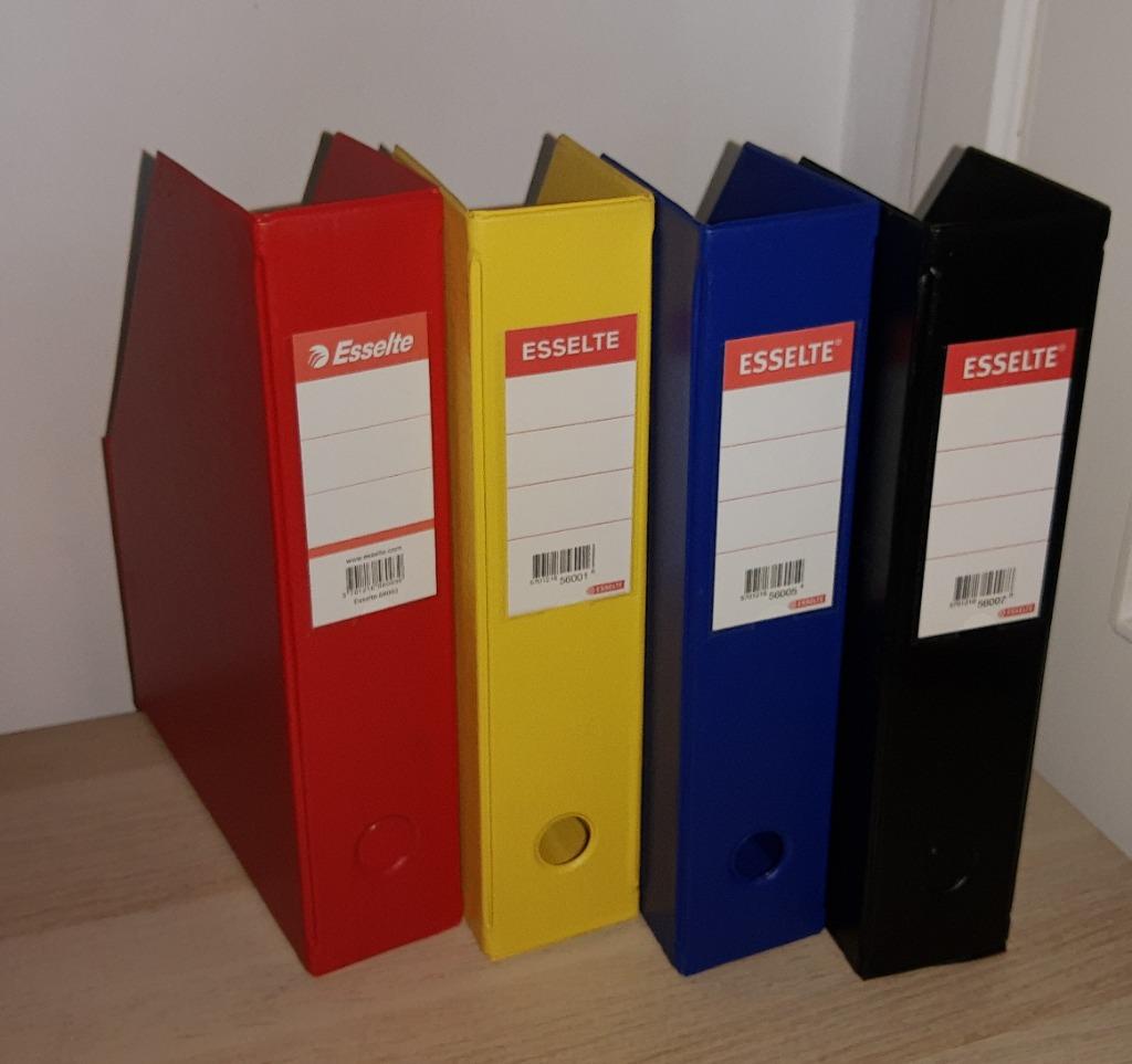 4 porte-revues "ESSELTE" A4, Zakelijke goederen, Ophalen of Verzenden, Nieuw zonder verpakking, Overige typen
