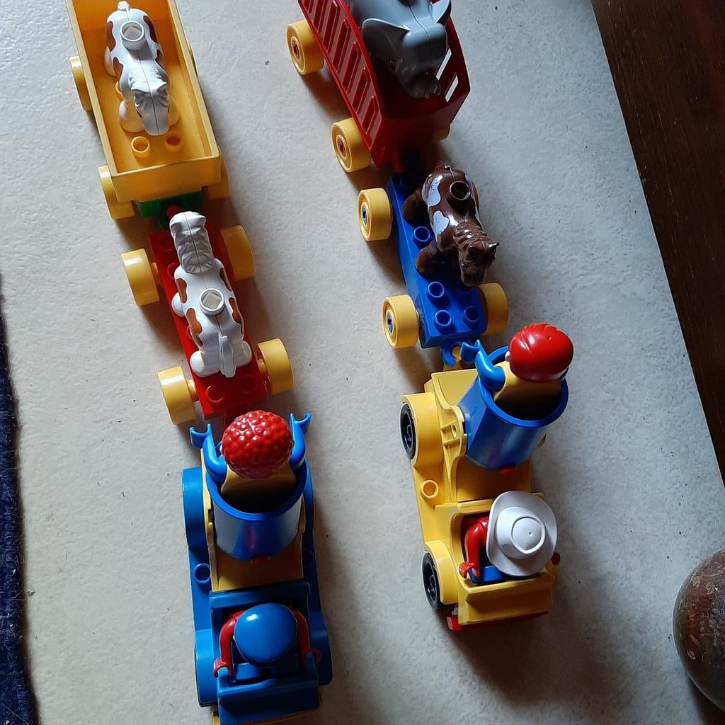 Lego duplo circustreinen, Enfants & Bébés, Jouets | Duplo & Lego, Enlèvement ou Envoi, Comme neuf, Duplo