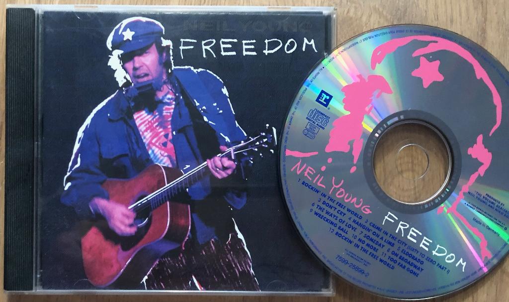 NEIL YOUNG - Freedom ( CD ), Cd's en Dvd's, Verzenden, Zo goed als nieuw, Poprock