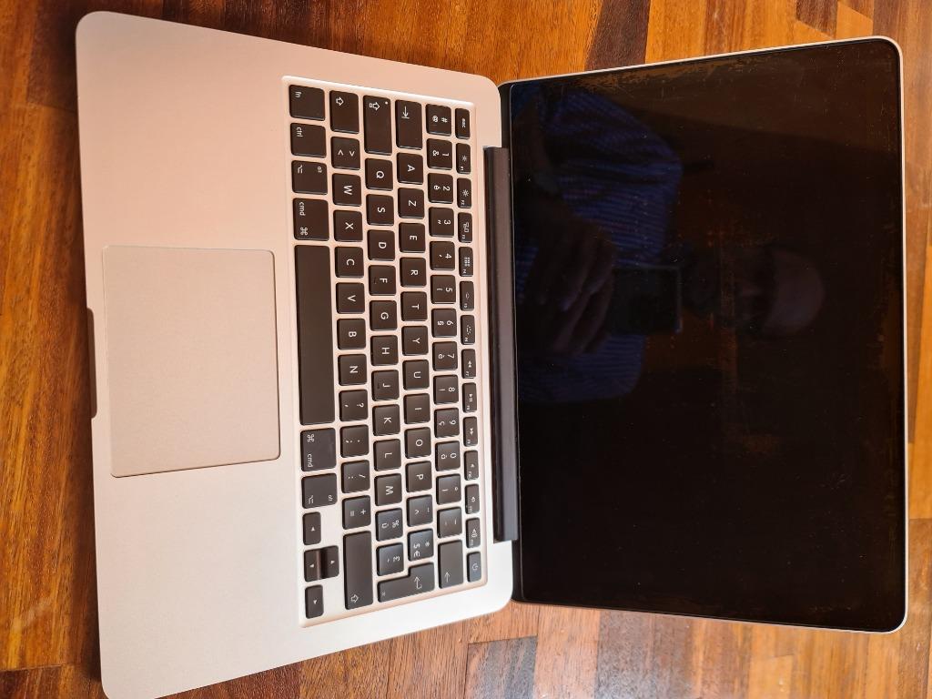Ordinateur Apple MacBook Pro, MacBook Pro, 256 GB, Enlèvement, Utilisé