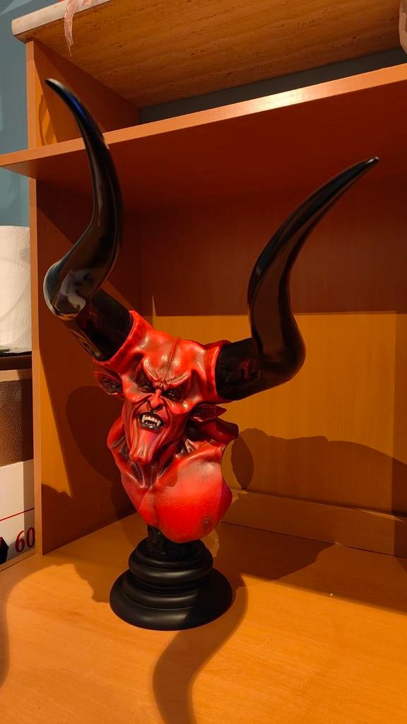 SIDESHOW COLLECTIBLES, Ophalen