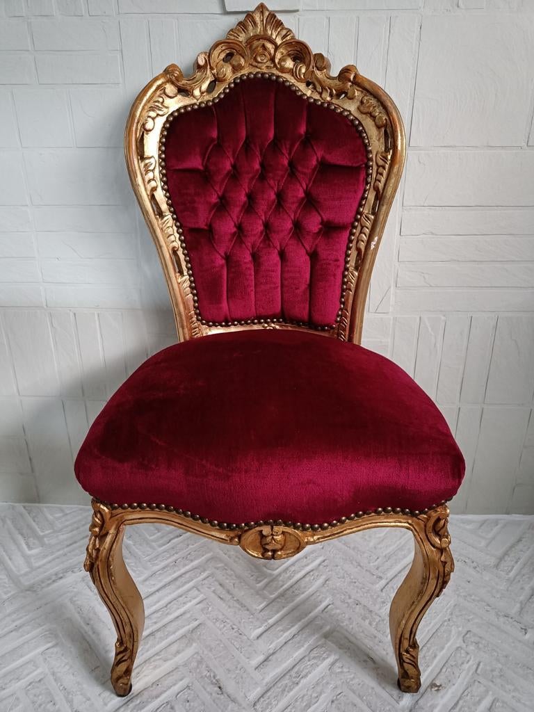 Chaise baroque française., Enlèvement