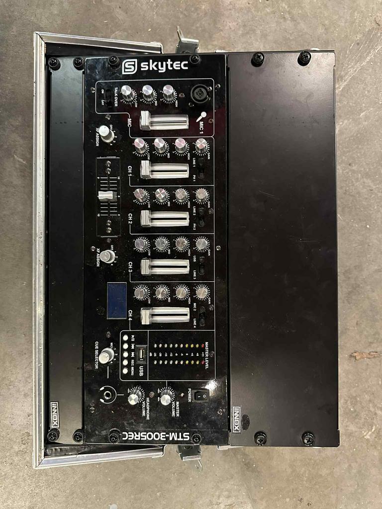 Mengpaneel Skytec stm-3005rec incl case, Enlèvement, Comme neuf