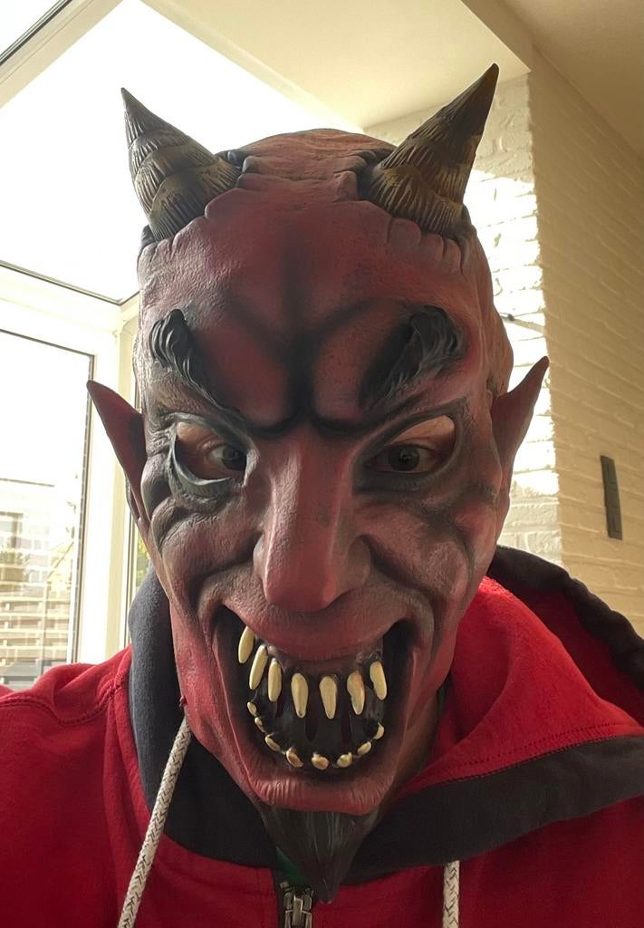 Masque de diable en latex, Enlèvement ou Envoi, Comme neuf, Garçon ou Fille