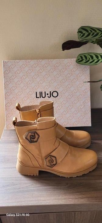 Bottines Liu.Jo neuves pointure 39, Ophalen