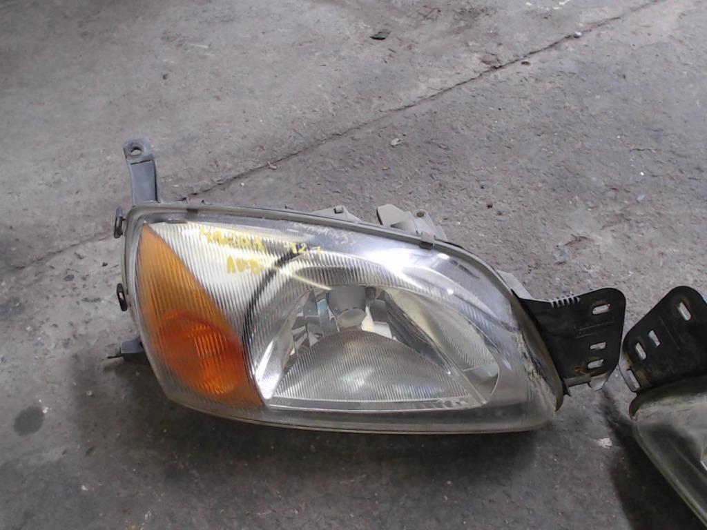 Optique avant droit Mazda 121 III phase 2 2000-2001 LP/13357, Ophalen of Verzenden, Gebruikt, Mazda
