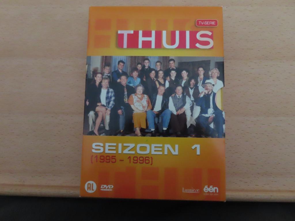 Thuis seizoen 1 (1995-1996) DVD 12 stuks + stamboom, Enlèvement ou Envoi, Tous les âges, Drame, Coffret