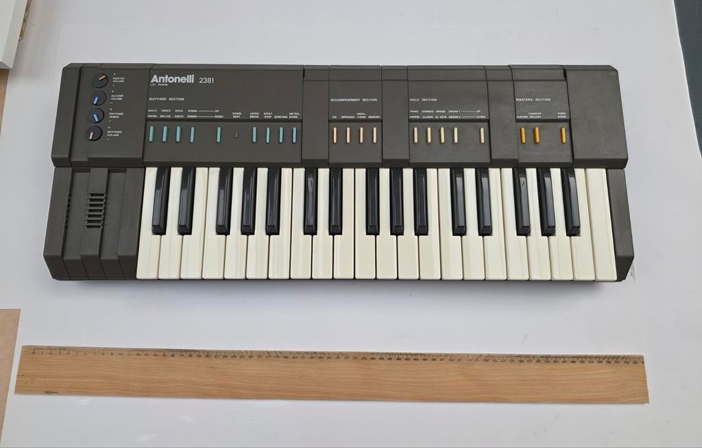 Antonelli 2381, Musique & Instruments, Enlèvement ou Envoi