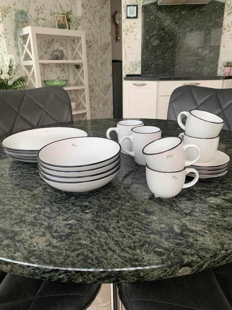 18 delig eetservies  Cosy&Trendy, Ophalen, Nieuw, Bord(en)